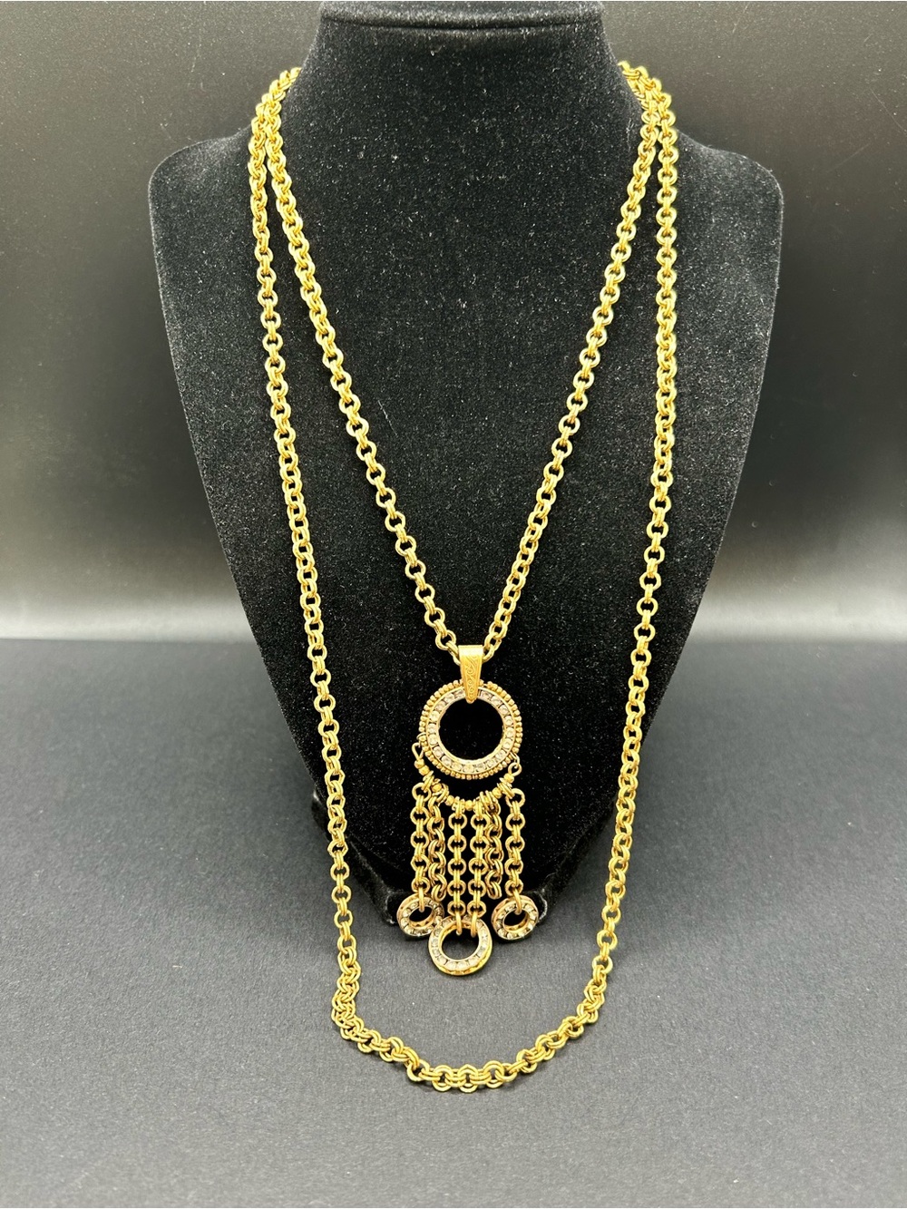 VTG Gold-Tone Layered Circle Rhinestone Fringe Necklace